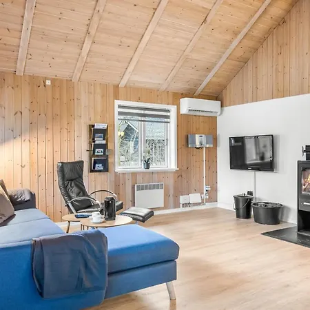 度假居 Heina - 25km From The Sea By Interhome *